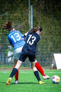 Bild 50 - wBJ SH-Pokalfinale  Holstein-Kiel - SV Viktoria : Ergebnis: 1:0